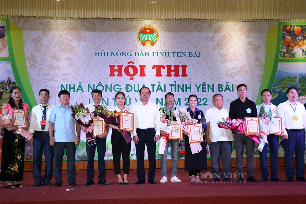Hội thi Nhà nông đua tài lần thứ 6 tỉnh Yên Bái trao 2 giải Ấn tượng nhất, 2 giải xuất sắc nhất   